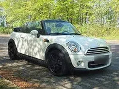 Gebraucht Mini Cooper 122 PS (89 kW) 2011 Weiß Kleinwagen
