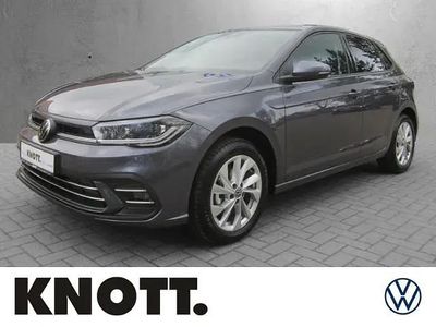 Gebraucht VW Polo Style 95 PS (69 kW) 2023 Grau Limousine
