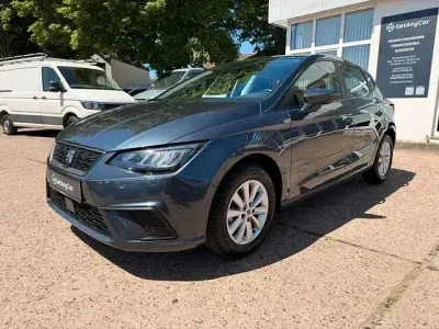 Gebraucht Seat Ibiza Style 95 PS (69 kW) 2024 Grau Kleinwagen