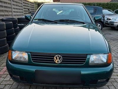 Gebraucht VW Polo 60 PS (44 kW) 1998 Grün Kombi