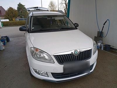 Gebraucht Skoda Roomster Ambition 69 PS (50 kW) 2011 Weiß Van / Kleinbus