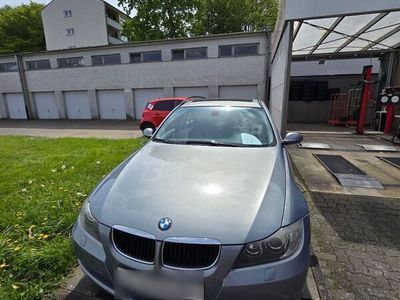 gebraucht BMW 320 