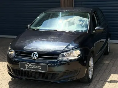 Gebraucht VW Polo Comfortline 90 PS (66 kW) 2010 Schwarz Kleinwagen