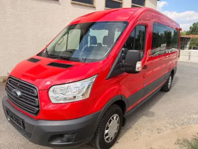 Gebraucht Ford Transit Trend 105 PS (77 kW) 2018 Rot Van