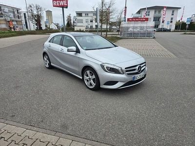 Brugt Mercedes A180 Style 122 HK (89 kW) 2015 Sølv Sedan