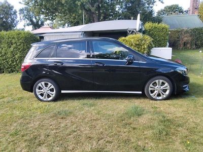 Mercedes B200