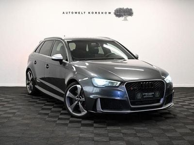 Grau Gebraucht 2015 Audi RS3 Sport Limousine | 35.500 € (Guter Preis)