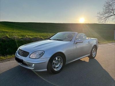 Usata Mercedes SLK200 163 CV (119 kW) 2003 Argento Cabrio