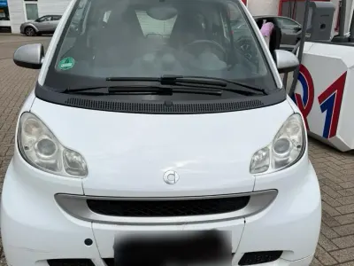 Gebraucht Smart ForTwo Coupé 70 PS (51 kW) 2011 Weiß Coupé