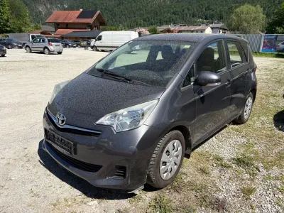 Gebraucht Toyota Verso-S 99 PS (72 kW) 2012 Van / Kleinbus