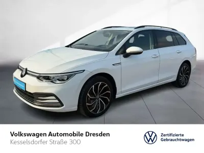 Gebraucht VW Golf VIII Style 150 PS (110 kW) 2024 Pure white Kombi