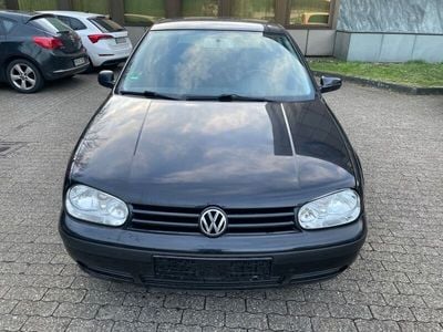 Schwarz Gebraucht 2001 VW Golf IV Edition Limousine | 2.490 € (Teuer)