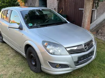 Gebraucht Opel Astra OPC 140 PS (102 kW) 2007 Silber Limousine