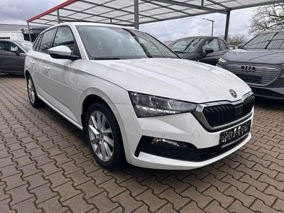 Gebraucht Skoda Scala Style 116 PS (85 kW) 2020 Weiß Kleinwagen