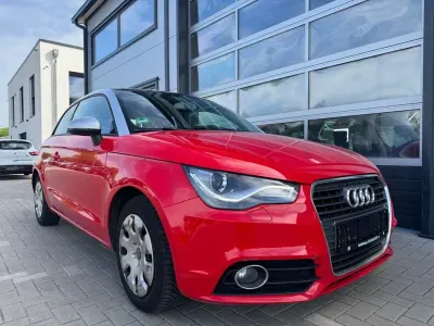 Używany Audi A1 Ambition 90 KM (66 kW) 2011 Czerwony Hatchback