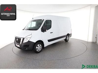 Nissan NV400