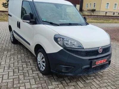Gebraucht Fiat Doblò 80 PS (58 kW) 2020 Weiß Van / Kleinbus