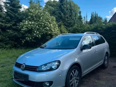 Gebraucht VW Golf VII 105 PS (77 kW) 2012 Grau Kombi
