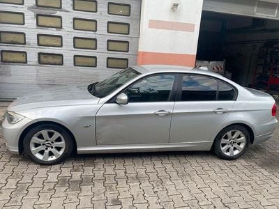 Usata BMW 320 163 CV (119 kW) 2009 Argento Berlina