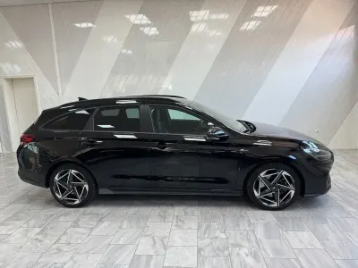 Gebraucht Hyundai i30 N Line 140 PS (102 kW) 2025 Schwarz Limousine