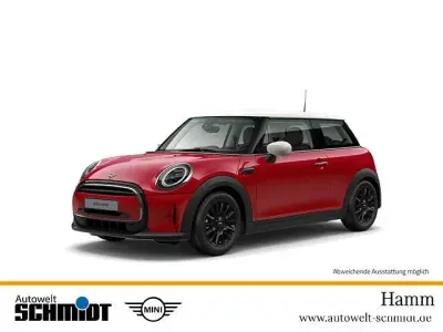 Gebraucht Mini Cooper Classic 136 PS (100 kW) 2023 (rot)  chili red uni Kleinwagen