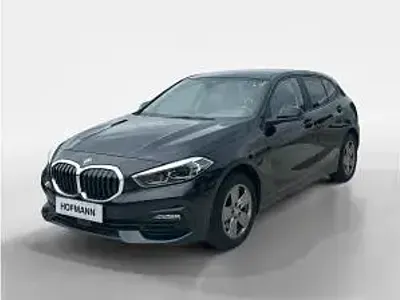 Gebraucht BMW 118 Advantage 136 PS (100 kW) 2023 Saphirschwarz metallic Limousine