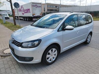 Gebraucht VW Touran 105 PS (77 kW) 2013 Silber Van / Kleinbus