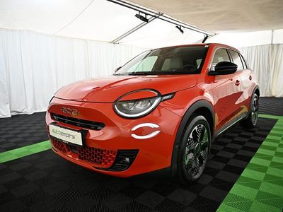 Gebraucht Fiat 600 La Prima 107 PS (78 kW) 2024 Orange SUV