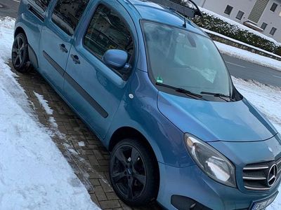 Second-hand Mercedes Citan 111 110 CP (80 kW) 2014 Albastru Break
