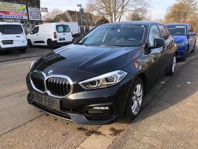 Schwarz Gebraucht 2020 BMW 118 Sport Line Kleinwagen | 17.900 € (Fairer Preis)