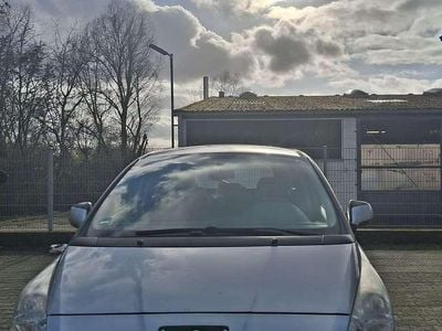 Gebraucht Peugeot 5008 Family 111 PS (81 kW) 2012 Van / Kleinbus