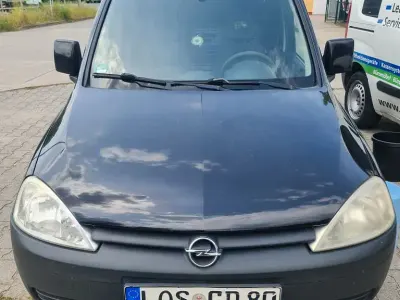 Gebraucht Opel Combo 90 PS (66 kW) 2010 Schwarz Van / Kleinbus
