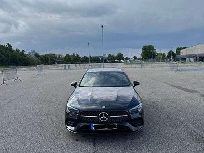 Mercedes CLA200