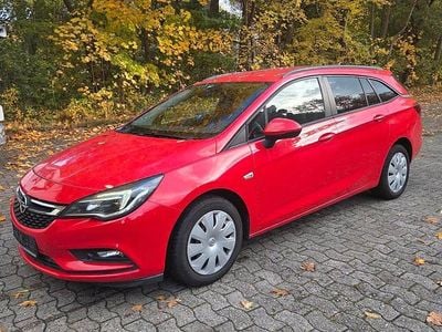 Rot Gebraucht 2016 Opel Astra Kombi | 4.979 € (Fairer Preis)