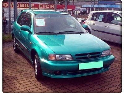 Gebraucht Suzuki Baleno 86 PS (63 kW) 1998 Grün metallic Kleinwagen