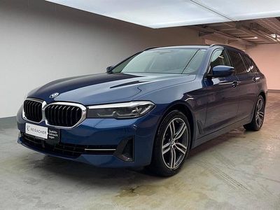 Gebraucht BMW 520 Efficient Dynamics 190 PS (139 kW) 2022 Phytonicblau Kombi