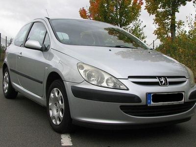 Gebraucht Peugeot 307 109 PS (80 kW) 2003 Silber Limousine