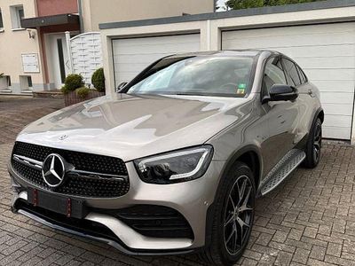 Mercedes GLC300e
