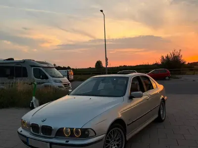 Gebraucht BMW 528 Basis 193 PS (141 kW) 2000 Silber Limousine