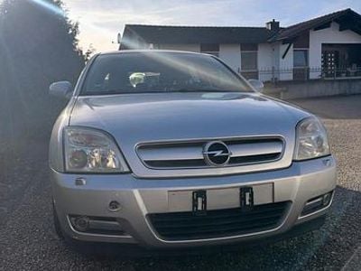 Silber Gebraucht 2004 Opel Signum Kleinwagen | 3.000 € (Etwas zu teuer)