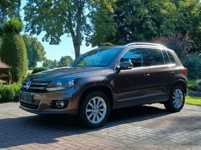 Gebraucht VW Tiguan Sport 140 PS (102 kW) 2011 Braun SUV