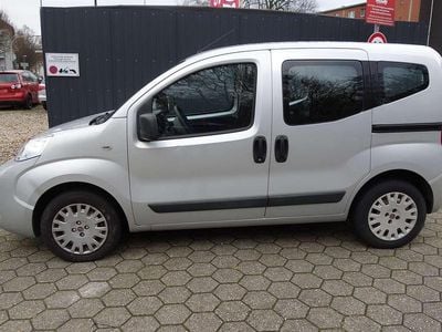 Gebraucht Fiat Qubo Active 73 PS (53 kW) 2008 Silber Van / Kleinbus