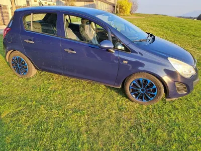 Gebraucht Opel Corsa 95 PS (69 kW) 2012 Blau Kleinwagen