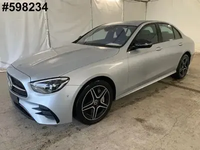 Gebraucht Mercedes E300 AMG 306 PS (225 kW) 2022 Hightechsilber metallic (metallic) Limousine