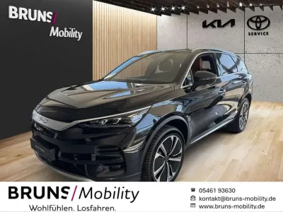 Nouă BYD Tang 380 kW (517 CP) 2026 Bej SUV