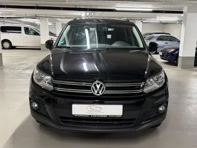 Gebraucht VW Tiguan Trendline 122 PS (89 kW) 2011 Schwarz SUV