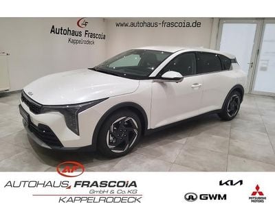 Nouă Kia K4 Spirit 150 CP (110 kW) 2026 Alb Berlinǎ