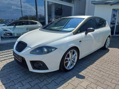 Używany Seat Leon CUPRA 241 KM (177 kW) 2008 Biały Hatchback