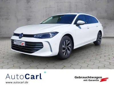 Gebraucht VW Passat Business 150 PS (110 kW) 2024 Pure white Kombi