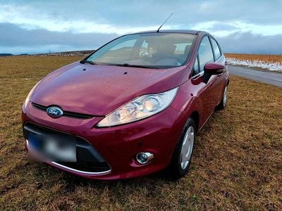 Usata Ford Fiesta Titanium 96 CV (70 kW) 2009 Viola Utilitaria